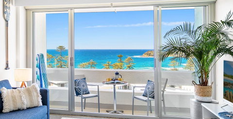 Relaxed Beachside Living - ACT Tourism 0
