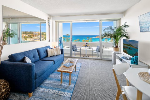 Relaxed Beachside Living - ACT Tourism 8