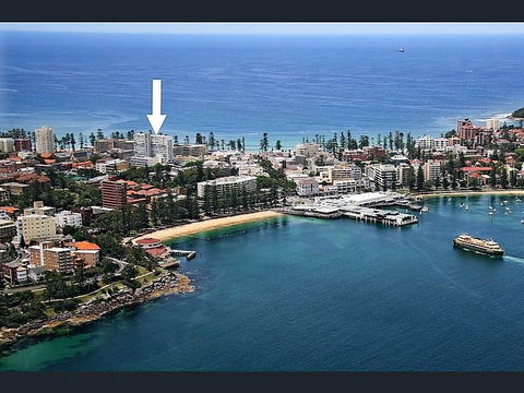 Relaxed Beachside Living - ACT Tourism 21