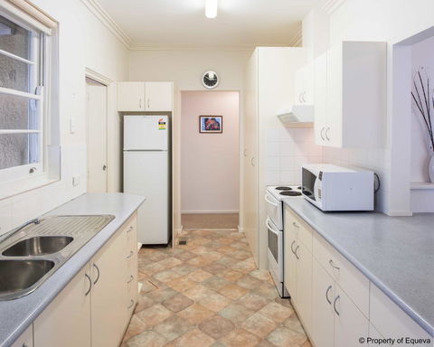 Villa Blue - ACT Tourism 14