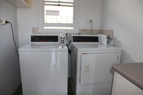 Tumut Apartments - ACT Tourism 21