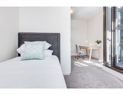 Walk To The Convention Centre, Casino, City - ACT Tourism 15