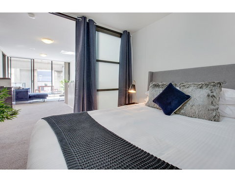 Walk To The Convention Centre, Casino, City - ACT Tourism 20