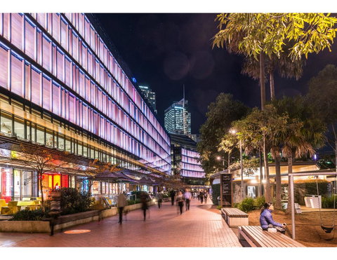 Walk To The Convention Centre, Casino, City - ACT Tourism 13