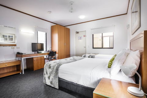 Mercure Darwin Airport Resort - ACT Tourism 19