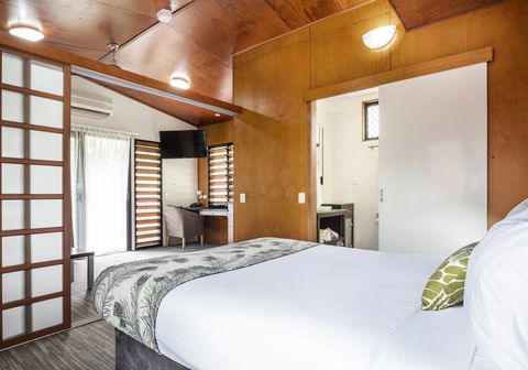 Mercure Darwin Airport Resort - ACT Tourism 4