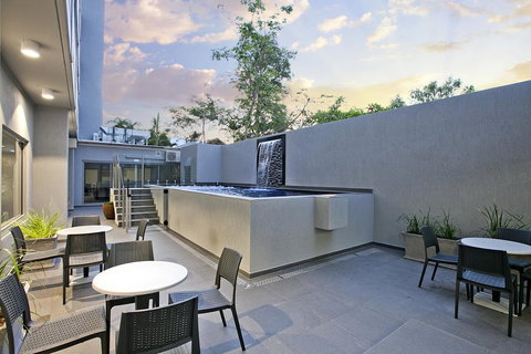 Argus Hotel Darwin - ACT Tourism 2