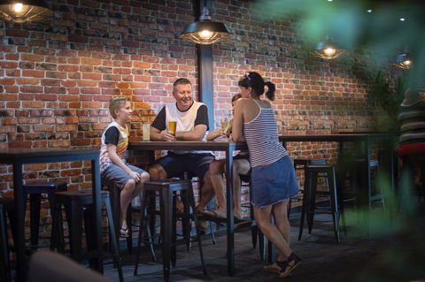 Mercure Kakadu Crocodile - ACT Tourism 25