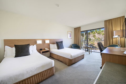 DoubleTree By Hilton Alice Springs - ACT Tourism 42