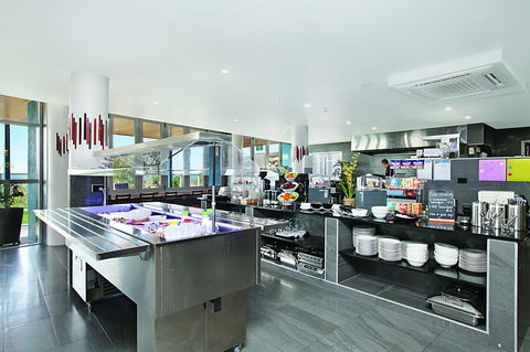 Ramada Suites By Wyndham Zen Quarter Darwin - ACT Tourism 12