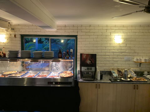 Pine Tree Motel - ACT Tourism 10