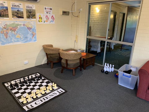 Pine Tree Motel - ACT Tourism 16