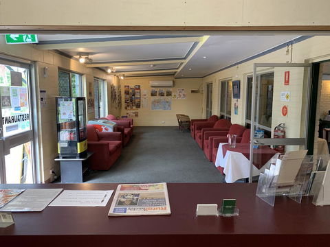 Pine Tree Motel - ACT Tourism 36