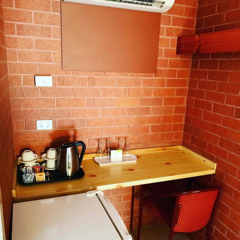 Pine Tree Motel - ACT Tourism 29