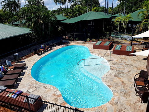 Palms City Resort - ACT Tourism 2