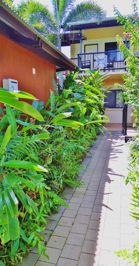Palms City Resort - ACT Tourism 7