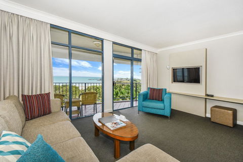 Mantra On The Esplanade - ACT Tourism 23