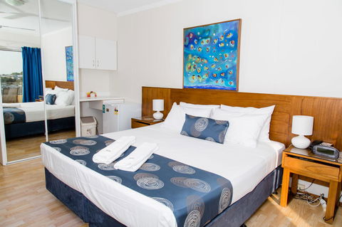 Cullen Bay Resorts - ACT Tourism 7