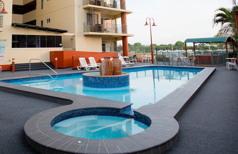 Cullen Bay Resorts - ACT Tourism 3