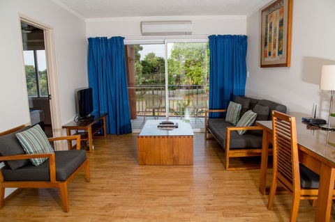 Cullen Bay Resorts - ACT Tourism 4
