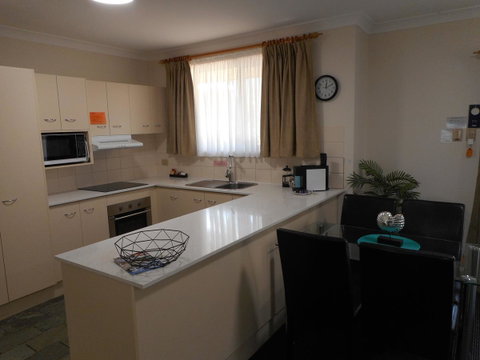 Beaches Serviced Apartments - ACT Tourism 26