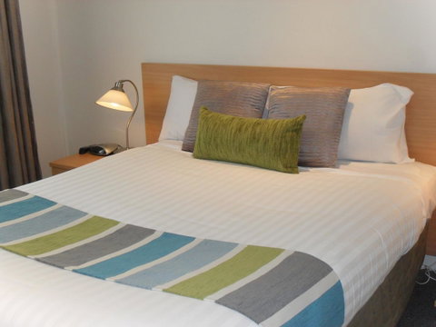 Beaches Serviced Apartments - ACT Tourism 8