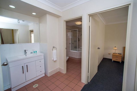 Beaches Serviced Apartments - ACT Tourism 18