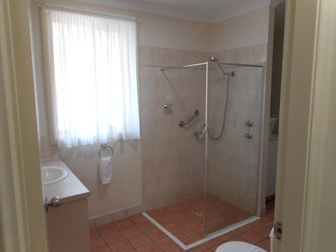 Beaches Serviced Apartments - ACT Tourism 24