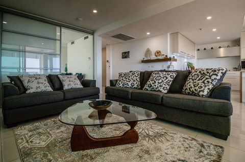 ZEN BY THE WATER - Esplanade Darwin Retreat - ACT Tourism 41