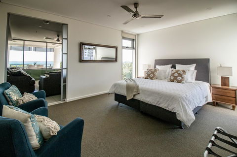 ZEN BY THE WATER - Esplanade Darwin Retreat - ACT Tourism 5