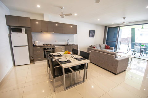Magnum Serviced Apartments - ACT Tourism 11