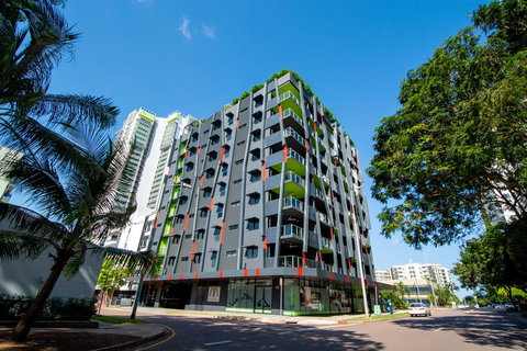 Magnum Serviced Apartments - ACT Tourism 32