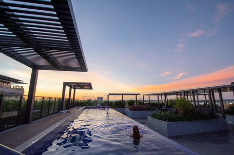 Magnum Serviced Apartments - ACT Tourism 21