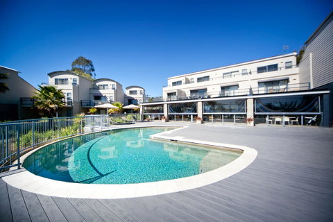 Corrigans Cove - ACT Tourism 0