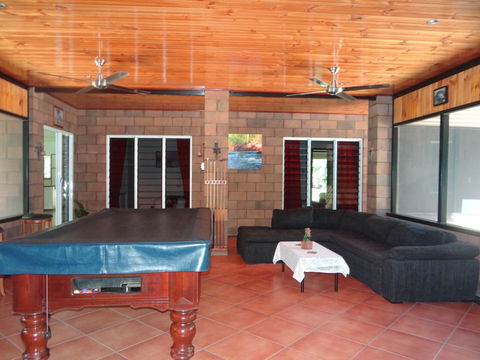 DARWIN'S SHADY ACRES RETREAT - ACT Tourism 17