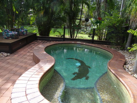 DARWIN'S SHADY ACRES RETREAT - ACT Tourism 13