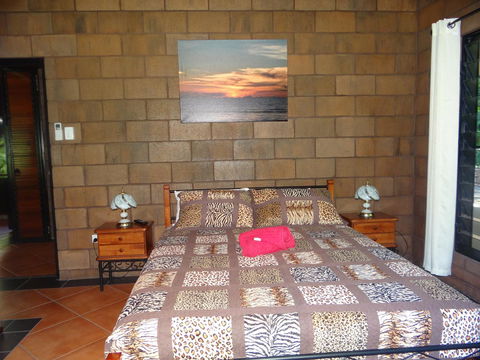 DARWIN'S SHADY ACRES RETREAT - ACT Tourism 37