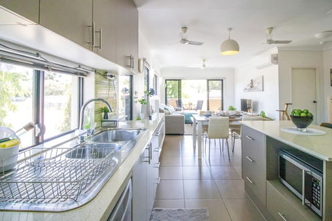 ZEN QUEST - The NOMADS PAD Near Nightcliff Markets & Sunset Foreshore - ACT Tourism 25