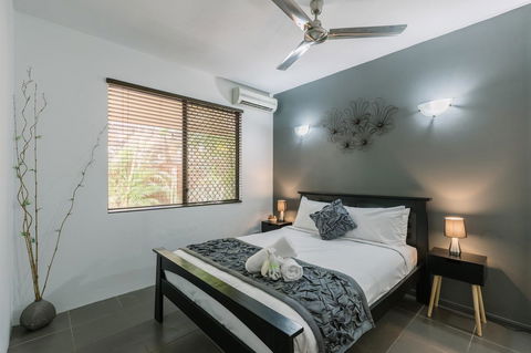 CitySide Apartment - 2 Bedroom With Private Courtyard - ACT Tourism 17