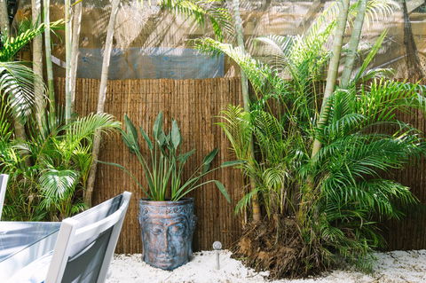 CitySide Apartment - 2 Bedroom With Private Courtyard - ACT Tourism 11