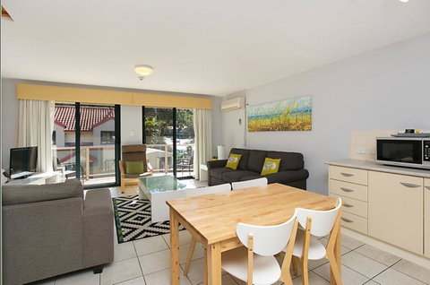 Nelson Bay Breeze - ACT Tourism 19