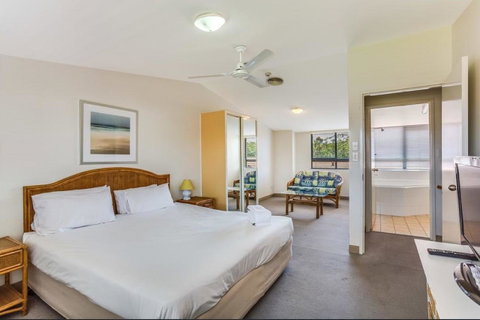 Nelson Bay Breeze - ACT Tourism 25
