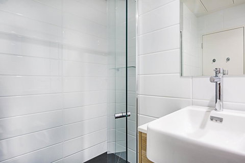 Mantra MacArthur Hotel - ACT Tourism 24