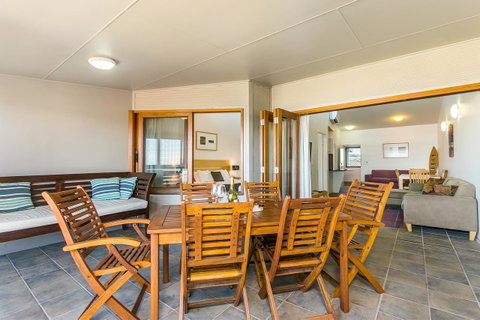 Lennox Holiday Apartments - ACT Tourism 33