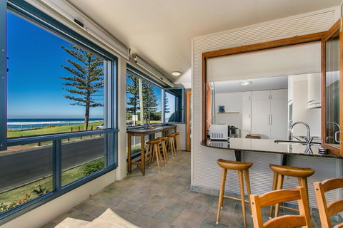 Lennox Holiday Apartments - ACT Tourism 32