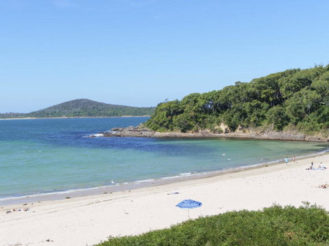 Bombora @ Fingal Bay - ACT Tourism 2