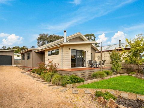 Bonnie Skye - ACT Tourism 1