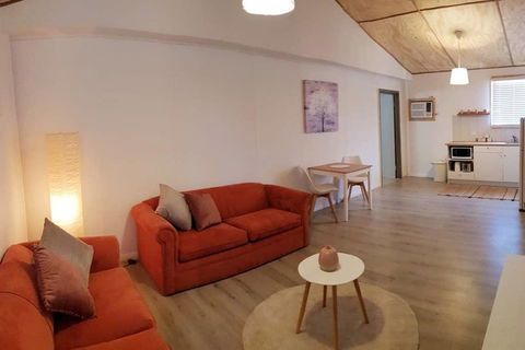 Bonsai B&B Stay - ACT Tourism 3