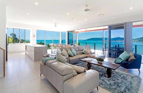 Botanica Breezes Whitsunday - ACT Tourism 2