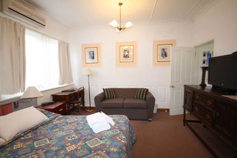 Bourke Riverside Motel - ACT Tourism 1